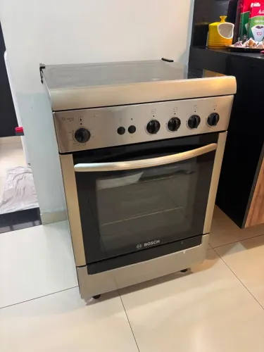 Fogão Bosch 4 bocas com forno e grill - ótimo estado