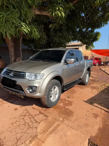 Mitsubishi L200 Triton HPE 3.2 CD TB Int.diesel AUT 2014