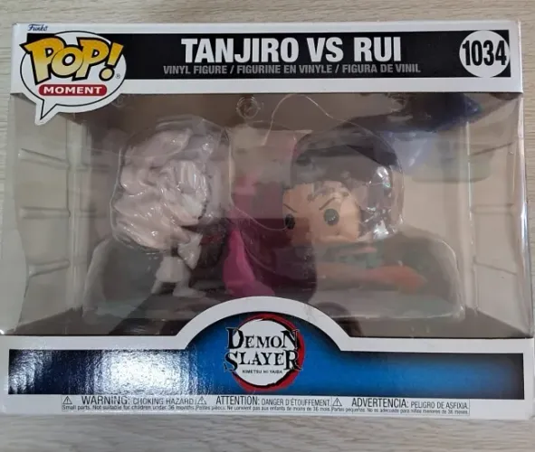 Funko Pop Tanjiro contra Rui #1034 Demon Slayer