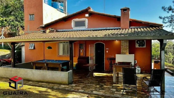 Chácara à venda em Santo André (Bairro das Garças) 180 m² de área construída, 2 dormitóri