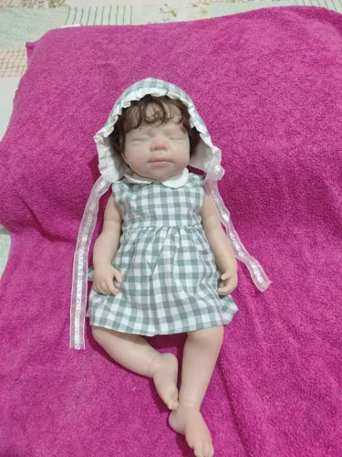 Bebê reborn de silicone sólido