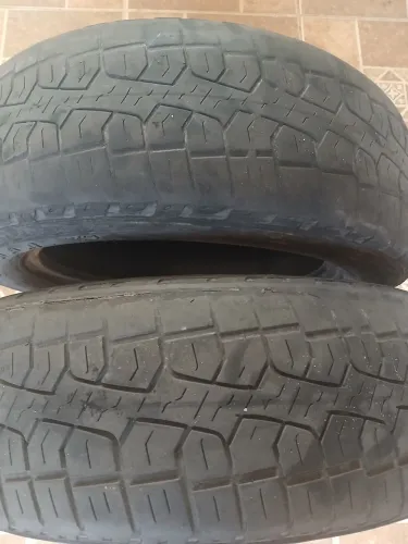 Pneu 205 / 60 /16( 02 pneus)