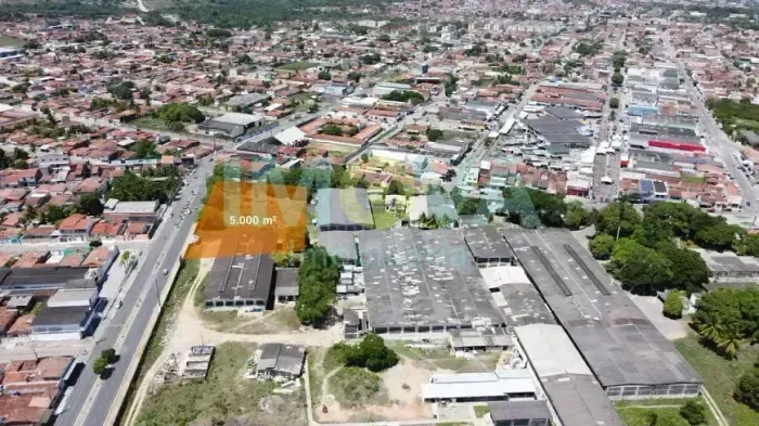 Terreno Comercial 3.5005.000 m² na Área da BONOR, Esquina de Alto Fluxo no Centro de Parna