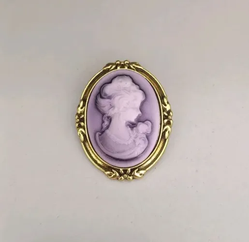 Broche de Camafeu Roxo Clássico (novo)