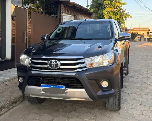 Toyota Hilux CD SRV 4X4 2.8 TDI Diesel Aut. 2017