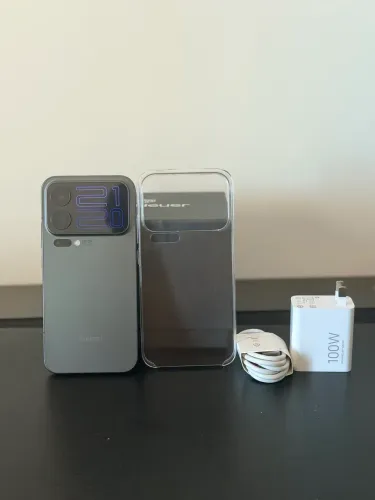 Xiaomi 17 pro Max 12/512Gb