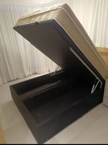Cama box bau casal Queen size molas ensacadas