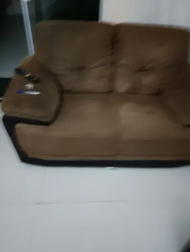 Vendo esse jogo de sofá usado por 600 reais rake 200 reais