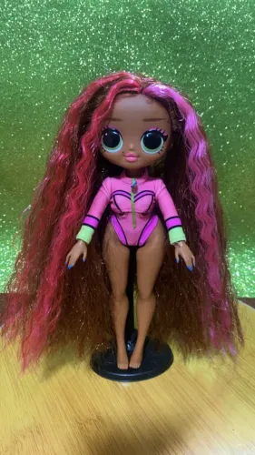 Boneca Lol Surprise Omg Swim Doll Coral Waves Candide