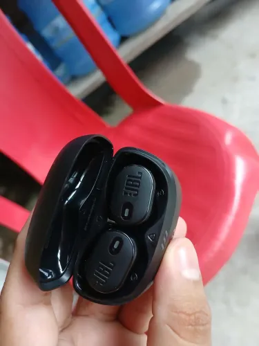 Fone de ouvido ?  JBL