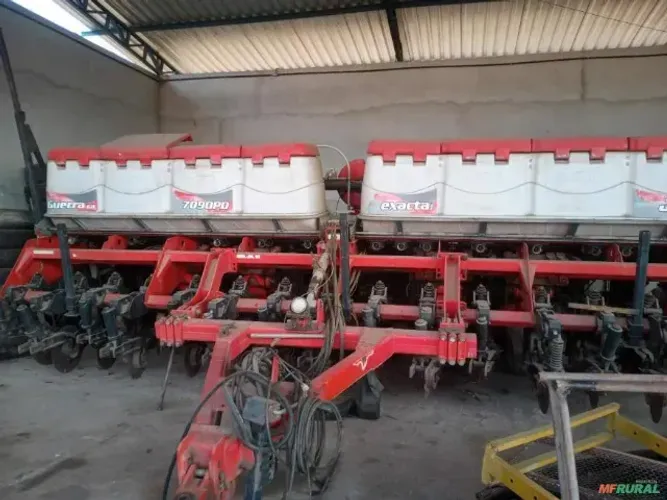 PLANTADEIRA JUMIL GUERRA 7090PD 15 LINHAS - ANO 2014