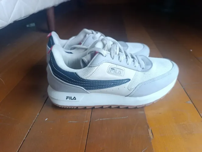 Tênis Fila Original tamanho 39 branco