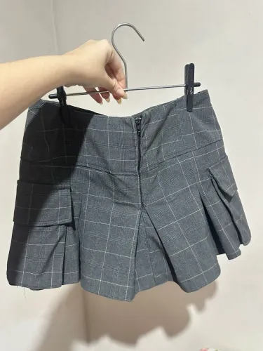 Saia plissada zara