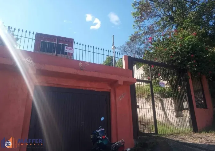 Casa à venda com piscina no bairro Glória, Zona Sul de Porto Alegre 207m² cons