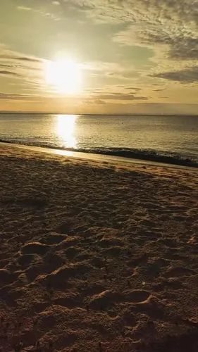 Casa de vila sobrado para venda tem77+20 metros quadrados com 2 quartos em Barra Grande - 