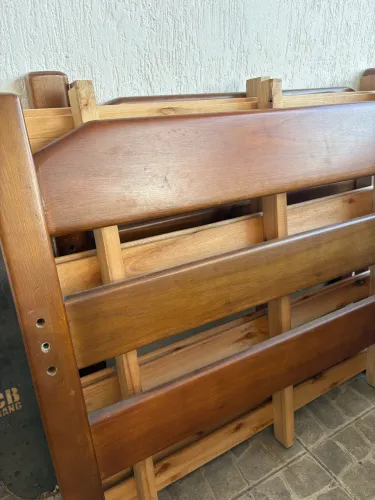 Cama de solteiro 