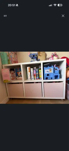 Aparador para brinquedos