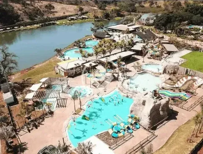 [ROBERTO NASK] Lote de 2800m ² Residencial Terra Santa - Trindade - GO
