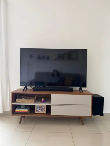 Hack 136x56x36 (largura x altura x profundidade)