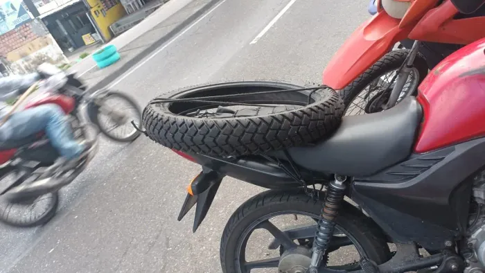 Pneu Dianteiro Moto Vipal , 9099 Aro 19