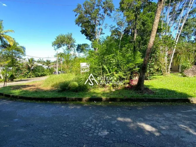 Oportunidade para quem quer comprar um terreno dentro do condominio Park Imperial