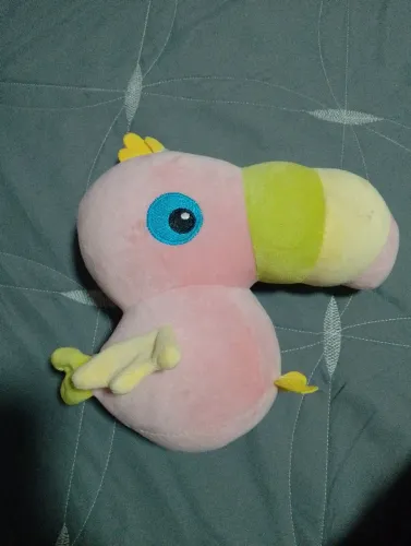 Tucano rosa 20 cm novo