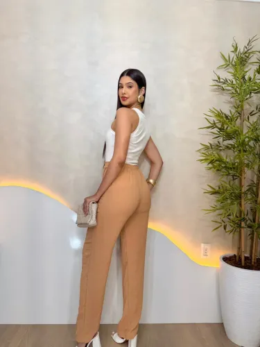 Calça Duna Feminina | Caimento Impecável e Muito Estilo