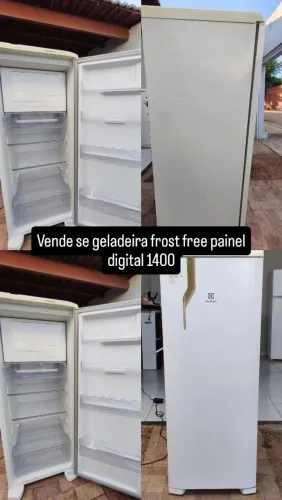 Vende-se uma geladeira da marca Electrolux frost free painel digital