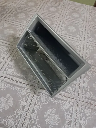 Suporte/moldura do radio e porta objetos do vectra 2006 - ORIGINAL