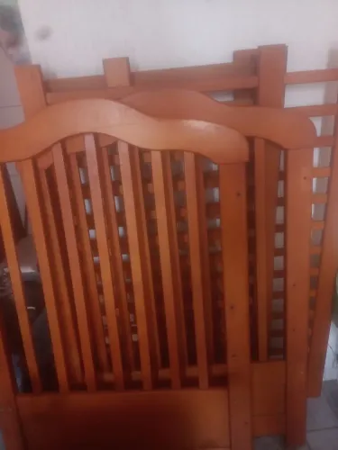 vende-se este berço