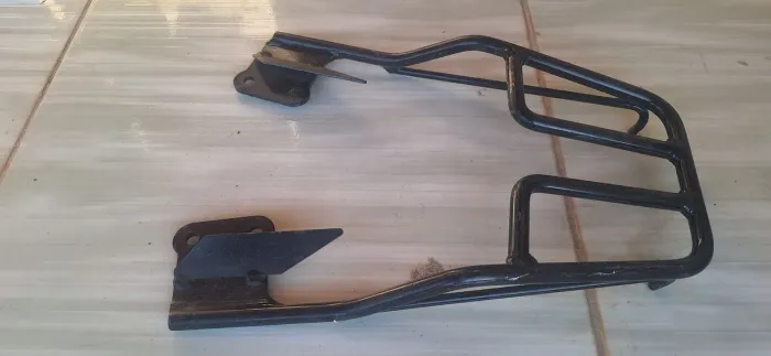 Vendo bagageiro moto