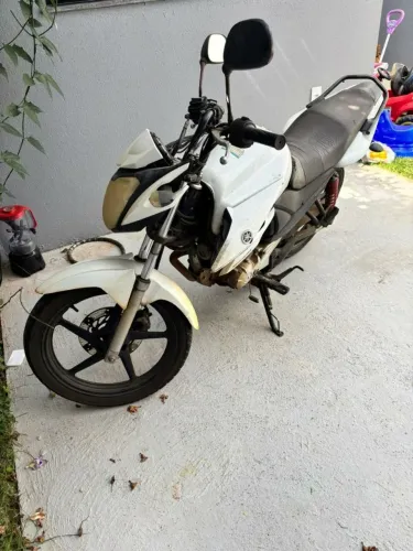 Moto Yamaha fazer 150