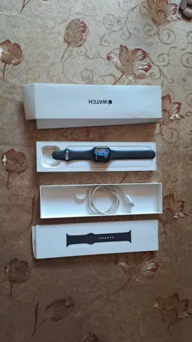 Apple Watch SE 44mm - em ótimo estado