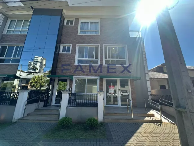 Sala comercial para locação, no Bairro Parzianello - Ed Atlanta - Próximo ao colégio Integ