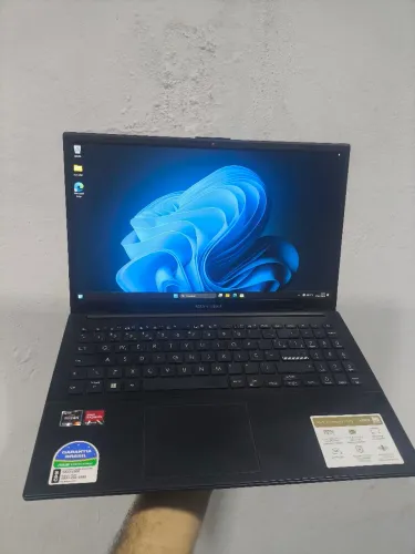 Notebook ASUS Ryzen 5 + 8GB DDR5 + 512GB SSD NVMe + placa vídeo seminovo!