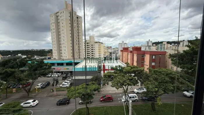 Sala comercial para locação no bairro Castelo.