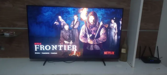 Vendo TV Samsung smart 50 polegadas cristal UHT 4K