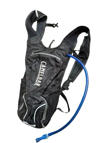 Vendo camelbak modelo Rogue