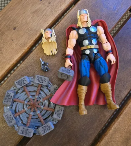 Marvel Legends Thor Ragnarok