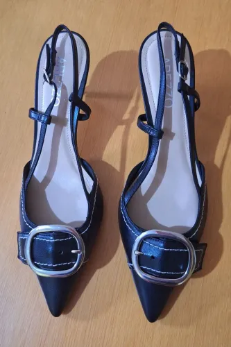 SCARPIN SLINGBACK COM FIVELA