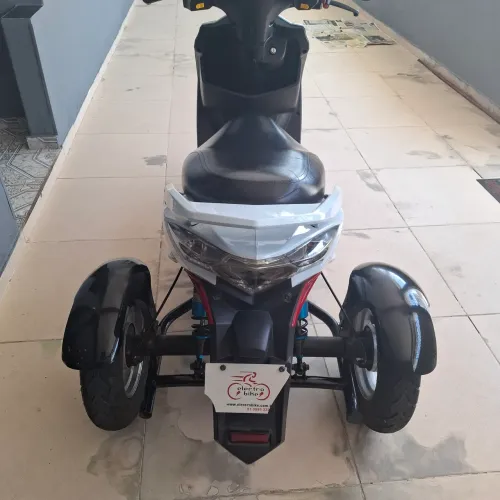 Vendo este triciclo eletrico 