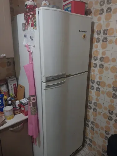 Geladeira com freezer 380lts