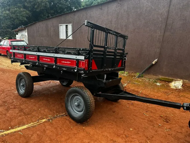 Carreta agricola para trator 4 toneladas