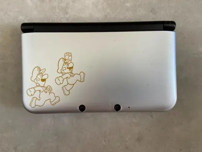Nintendo 3DS XL Original - Edição Especial Luigi 30 Anos