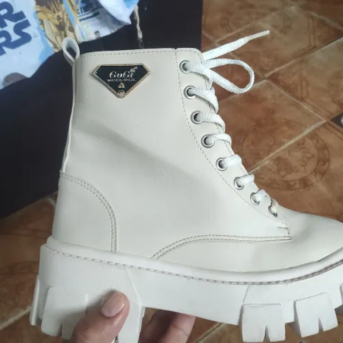 Coturno Feminino Branco com Plataforma Alta Bota Casual Inverno 2026 Lançamento