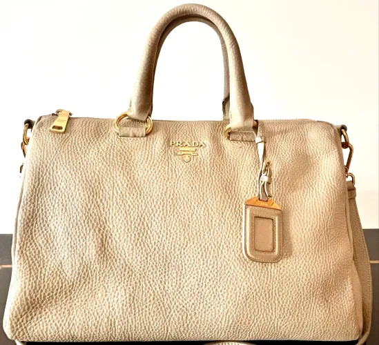 Bolsa Prada Original Couro Vitello Daino cor Sabbia