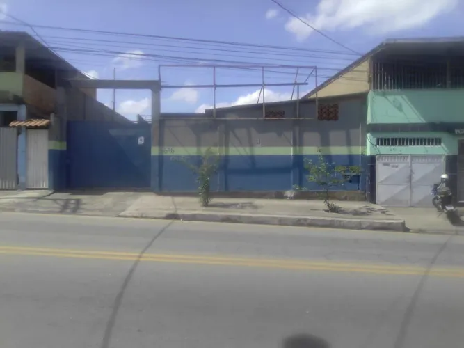 ALUGUEL GALPAO SIDERLANDIA EM FRENTE AO SHOPPING TELHAS