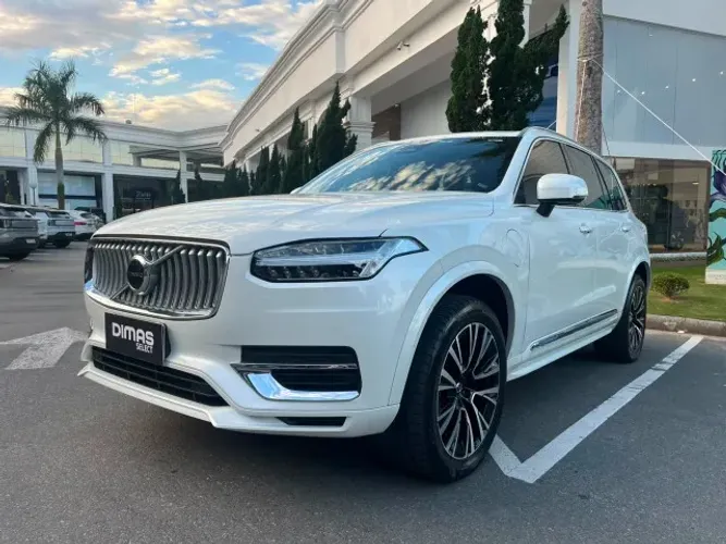 Volvo XC-90 T-8 Plus 2.0 AWD (híbrido) 2023