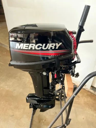 Motor Mercury - 15 HP