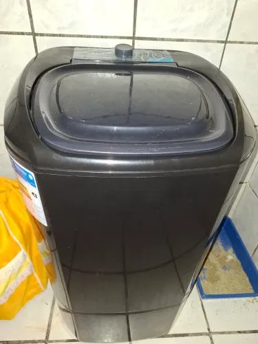 Tanquinho de lava roupa